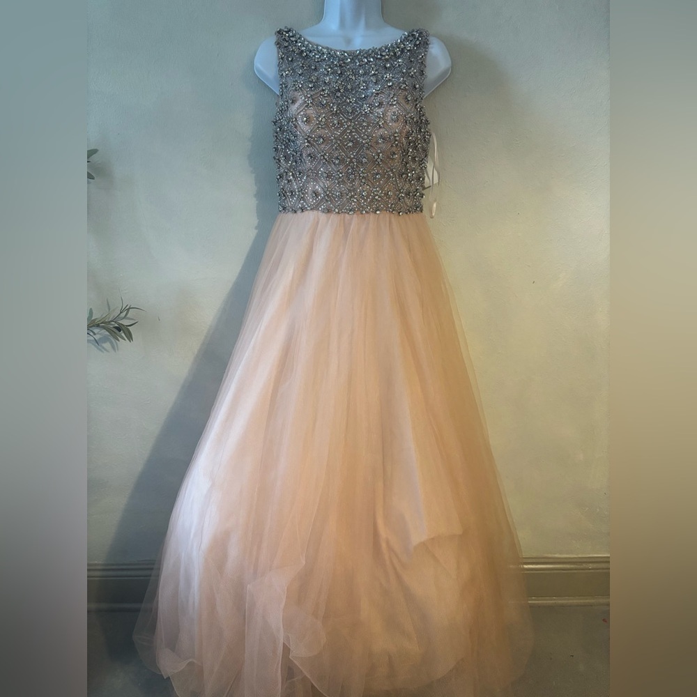 Glamour by Terani Coutur‎